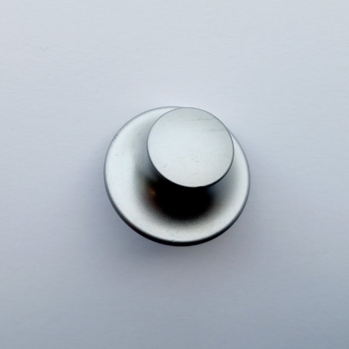 SLIDE LATCH BUTTON SATIN CHROME