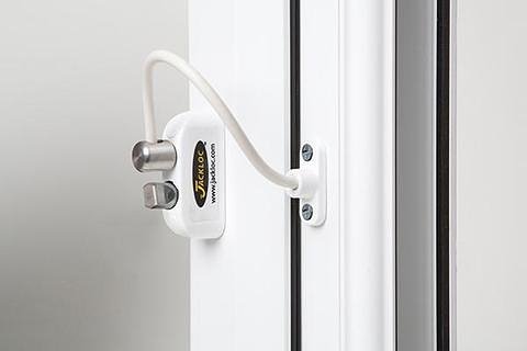 WHITE JACKLOC PUSH & TURN CABLE RESTICTOR